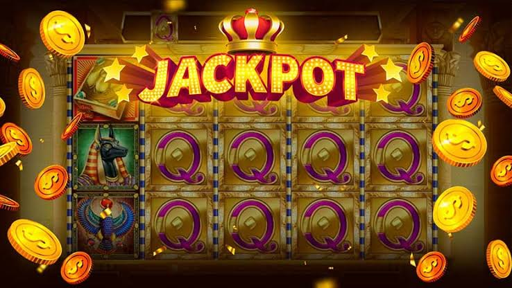 A jackpot slot machine displaying a progressive jackpot