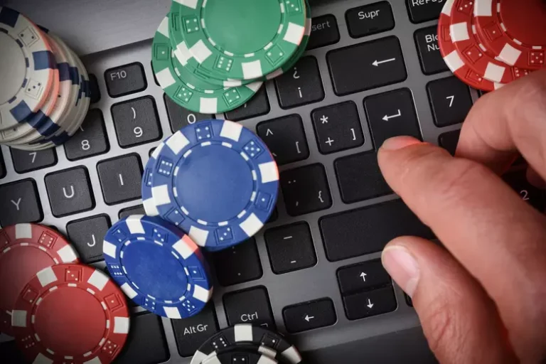 Terms, Rules, and Fine Print: What New Online Casino Players Should Never Skip